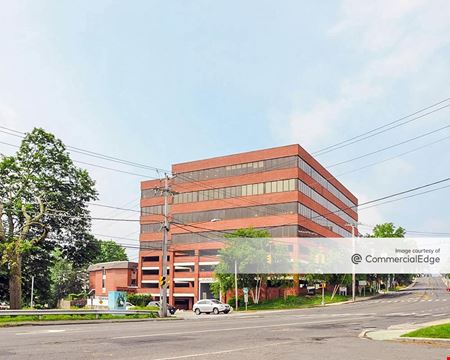 A look at Holly Pond Plaza Office space for Rent in Stamford