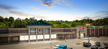 A look at Stonewall Square Shopping Mall Retail space for Rent in Lexington