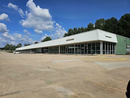A look at 3020 Edwards Dr SE commercial space in Conyers