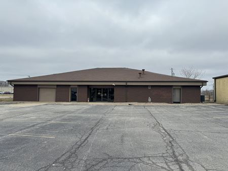 A look at 1690 HUSTON DRIVE commercial space in Decatur