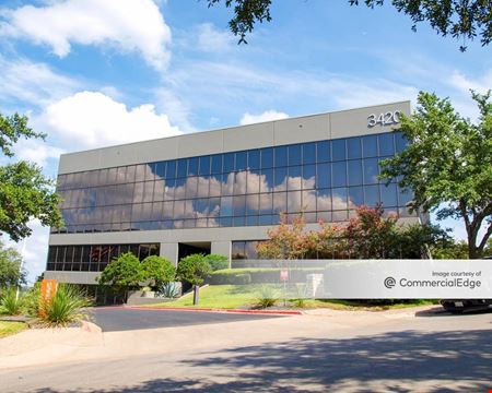 A look at AUSTIN OAKS - LIVINGSTON commercial space in Austin