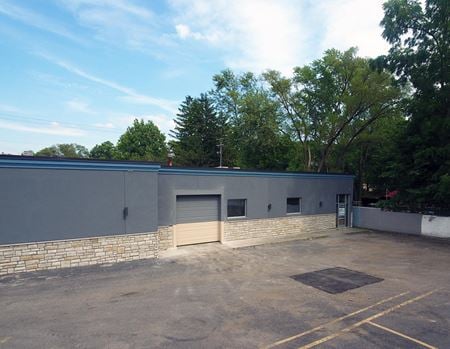 A look at 27437 6 Mile Road commercial space in Livonia