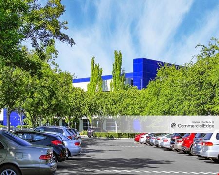 A look at Valley Oak Corporate Center - 6480 Vía Del Oro commercial space in San Jose