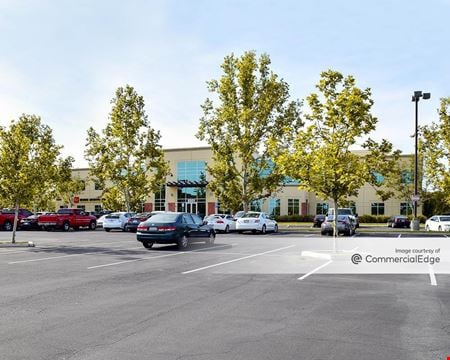 A look at Two University Centre commercial space in Bakersfield