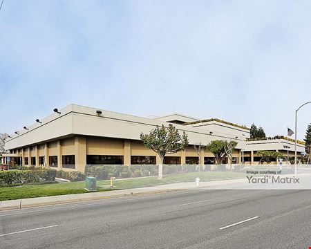A look at 440 North Wolfe Road commercial space in Sunnyvale