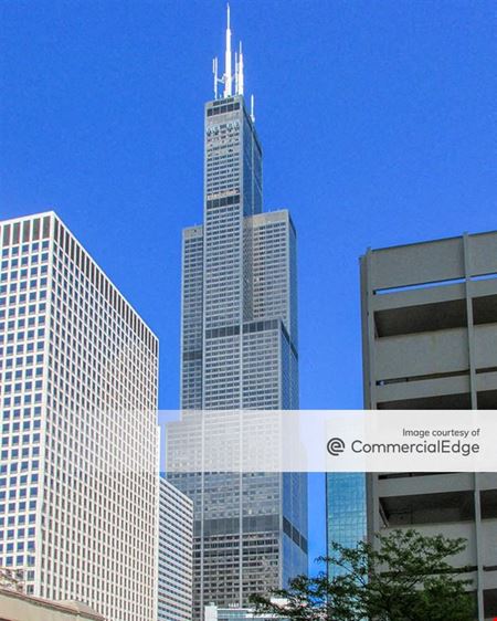 A look at 233 South Wacker Drive commercial space in Chicago