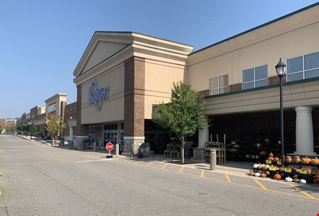 A look at Glenbrook Shopping Center commercial space in Hendersonville