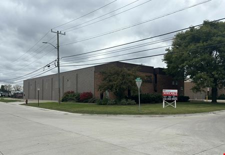 A look at 11966 Brookfield commercial space in Livonia