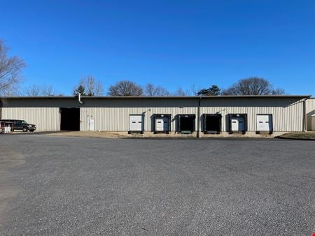A look at 801 Bridgeboro Road commercial space in Edgewater Park
