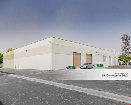 A look at 2907 South Croddy Way commercial space in Santa Ana