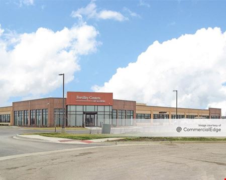 A look at 2555 Patriot Blvd commercial space in Glenview