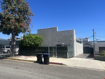 A look at 218 W Palm Ave commercial space in Burbank