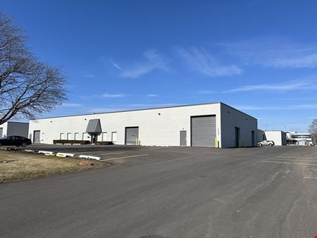 A look at 1150 Davis Rd. commercial space in Elgin