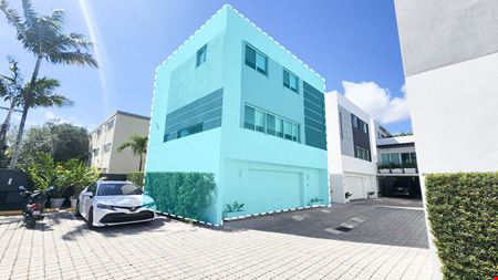 A look at 7520 SW 59th Pl, Unit #5 commercial space in South Miami
