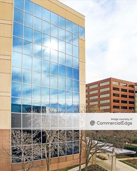 A look at Corporate Centre commercial space in Dallas