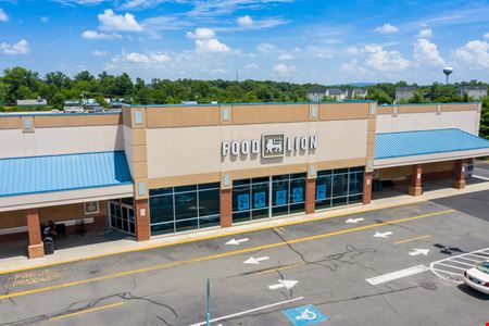 Marshall Shopping Center - Marshall