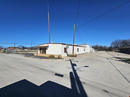 A look at 302 2nd St commercial space in Brownwood