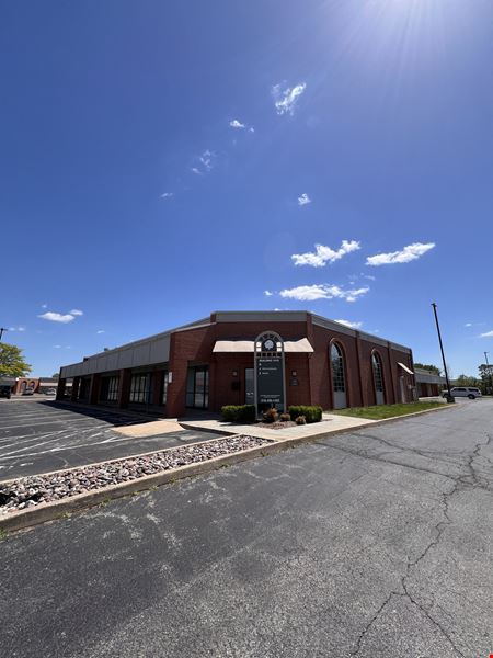 A look at River Oaks Office Park Office space for Rent in Tulsa
