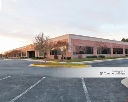 A look at Dulles Business Park commercial space in Chantilly