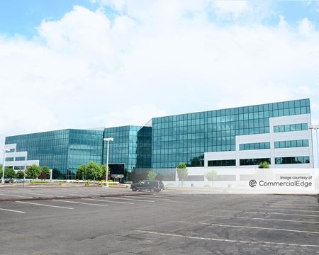 A look at Omega Corporate Center commercial space in Pittsburgh