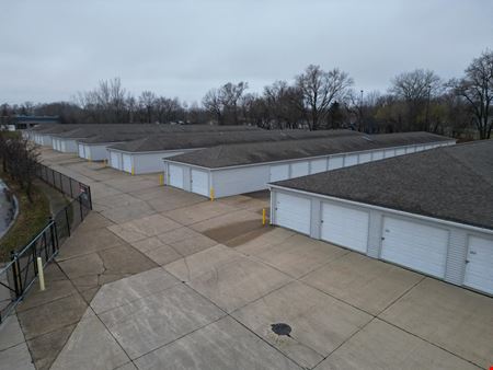 A look at Centennial Storage Portfolio commercial space in Moline