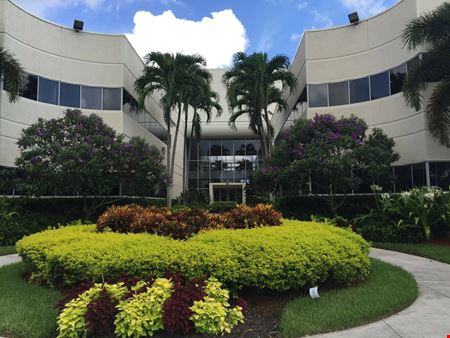 901 Yamato - Boca Raton