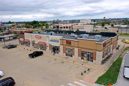 A look at 124 Spinder Dr Retail space for Rent in East Peoria