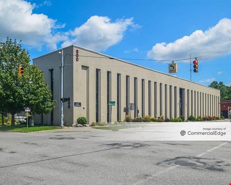 A look at 800 Monroe Avenue Northwest Commercial space for Rent in Grand Rapids