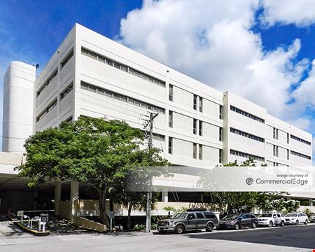 A look at Sunset Professional Building Office space for Rent in South Miami