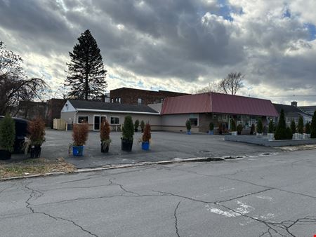 A look at 908 River St commercial space in Troy