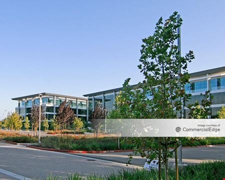 A look at Commonwealth Corporate Center II Office space for Rent in Menlo Park
