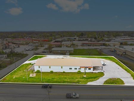 A look at 721 N 2nd St commercial space in Rogers