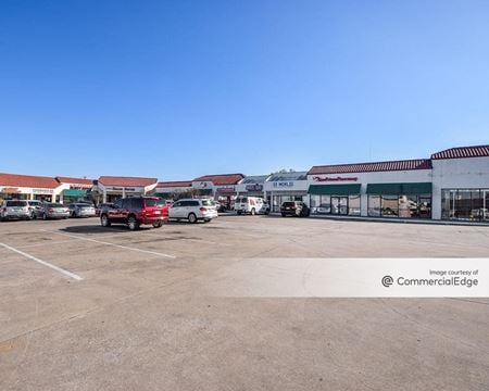 A look at Altamesa Village Retail space for Rent in Fort Worth