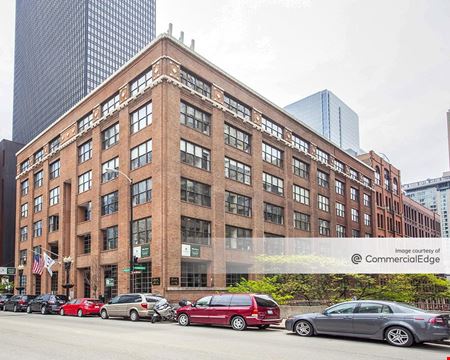 A look at 420 North Wabash Avenue commercial space in Chicago
