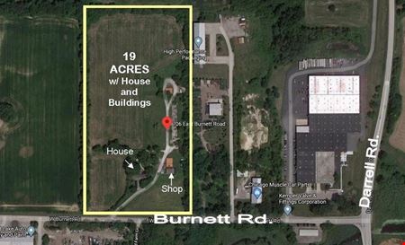 A look at 706 E Burnett Rd. commercial space in Island Lake