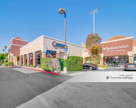 A look at Saddleback Plaza - 3505-3533 East Chapman Avenue commercial space in Orange