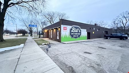 A look at 11276 East 10 Mile Road commercial space in Warren