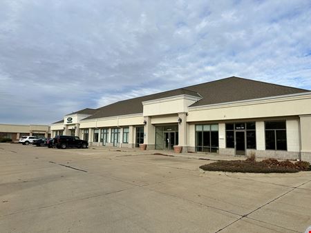 A look at Knoxville Landing commercial space in Peoria
