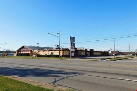 A look at Former Pampa&#39;s Lanes Commercial space for Sale in Warren