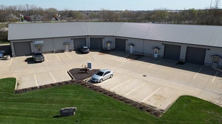 A look at 2702 Hundman Dr commercial space in Champaign