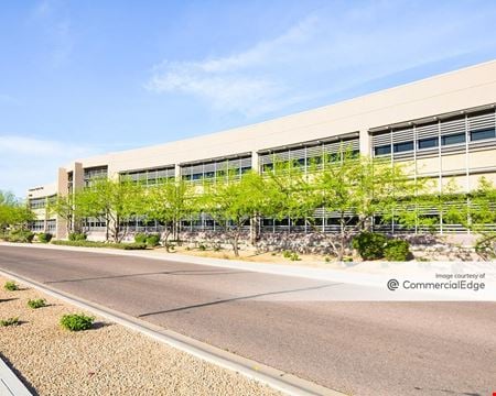 A look at HonorHealth Thompson Peak Medical Center commercial space in Scottsdale
