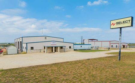 A look at 9,940 SF on 10 Acres - Pleasanton, TX Industrial space for Rent in Pleasanton