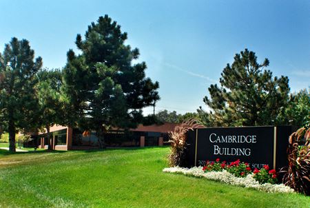 A look at Cambridge Office space for Rent in West Des Moines