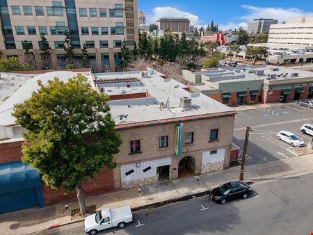 A look at Value Add Investment: &#177;11,000 SF Retail/Multifamily Building Commercial space for Sale in Fresno