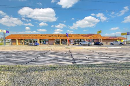 A look at 1127 NW Cache Rd. commercial space in Lawton