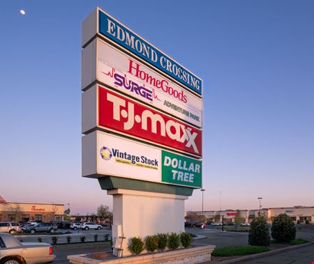 A look at Edmond Crossing commercial space in Edmond
