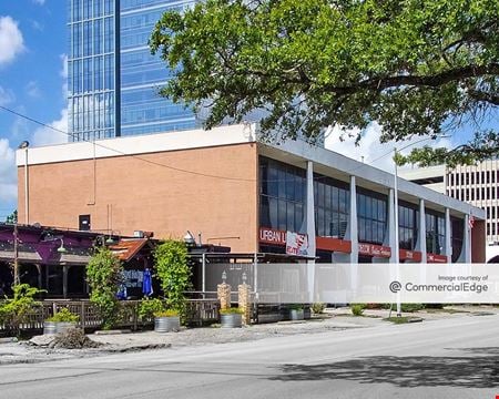 A look at 3311 Richmond Avenue Commercial space for Rent in Houston