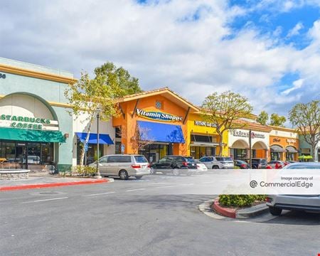 A look at Valencia Crossroads Commercial space for Rent in Valencia