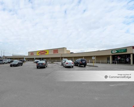 A look at Southgate USA Retail space for Rent in Maple Heights