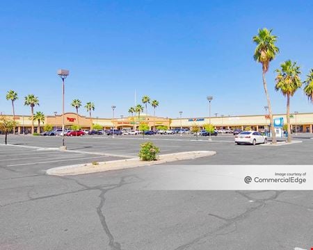 A look at Alta Vista Shopping Center commercial space in Phoenix